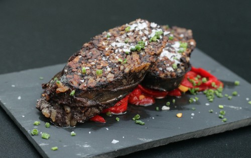 Morcilla de Burgos - Pan-fried black pudding with spicy alegria peppers