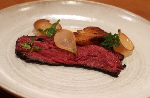 Chargrilled bavette, smoked onion, chevril root