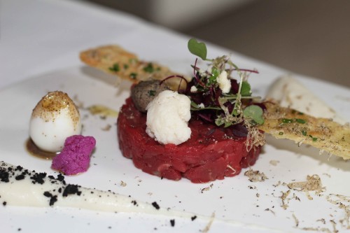 Chopped Raw Beef with Black Truffl e and Cauliflower