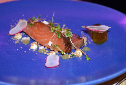 Treacle cured smoked salmon, whisky jelly, apple, smoked cods roe, rye crumb