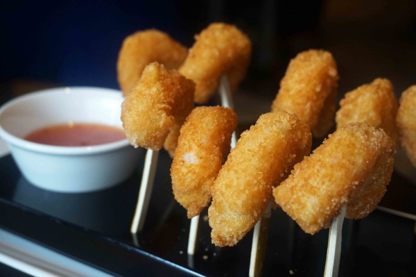 The Polo Bar At The Westbury Hotel Panko Crusted Prawns