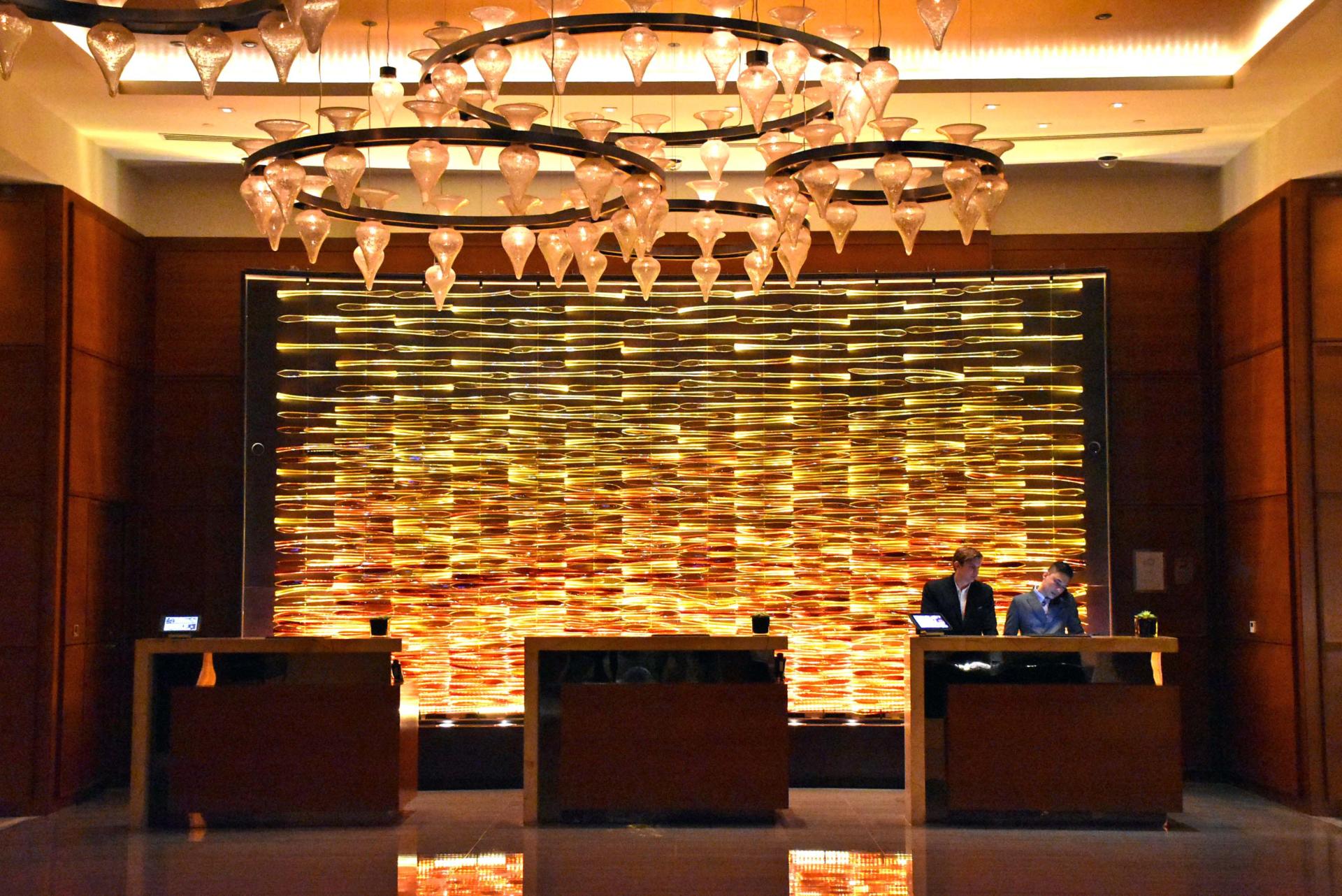 Rosewood Abu Dhabi Hotel Review: Modern Palatial Luxury on Al Maryah Island