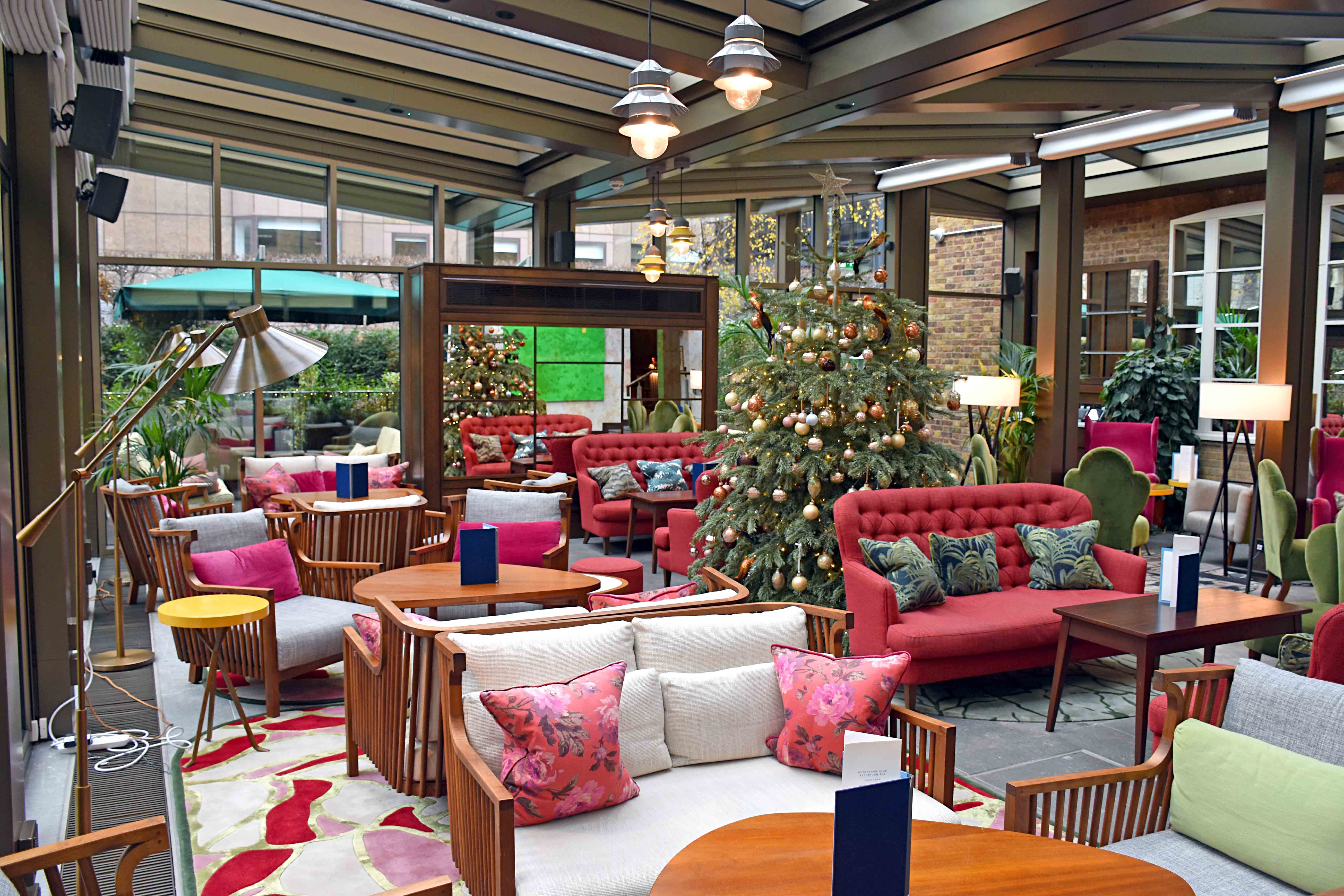 Devonshire Club Decor