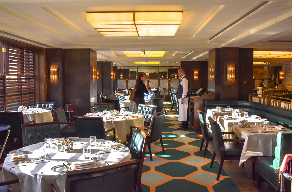 The Rib Room Bar & Restaurant Review: A Meat Lovers Paradise in Knightsbridge