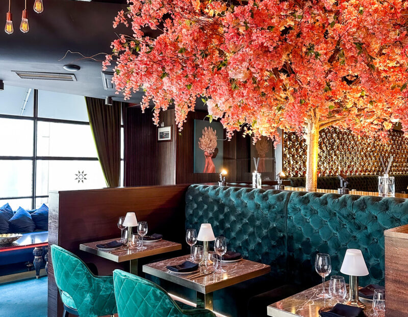 CoCo Grill & Lounge - Hearty Antalonian Cuisine Overlooking the Iconic Tower Bridge