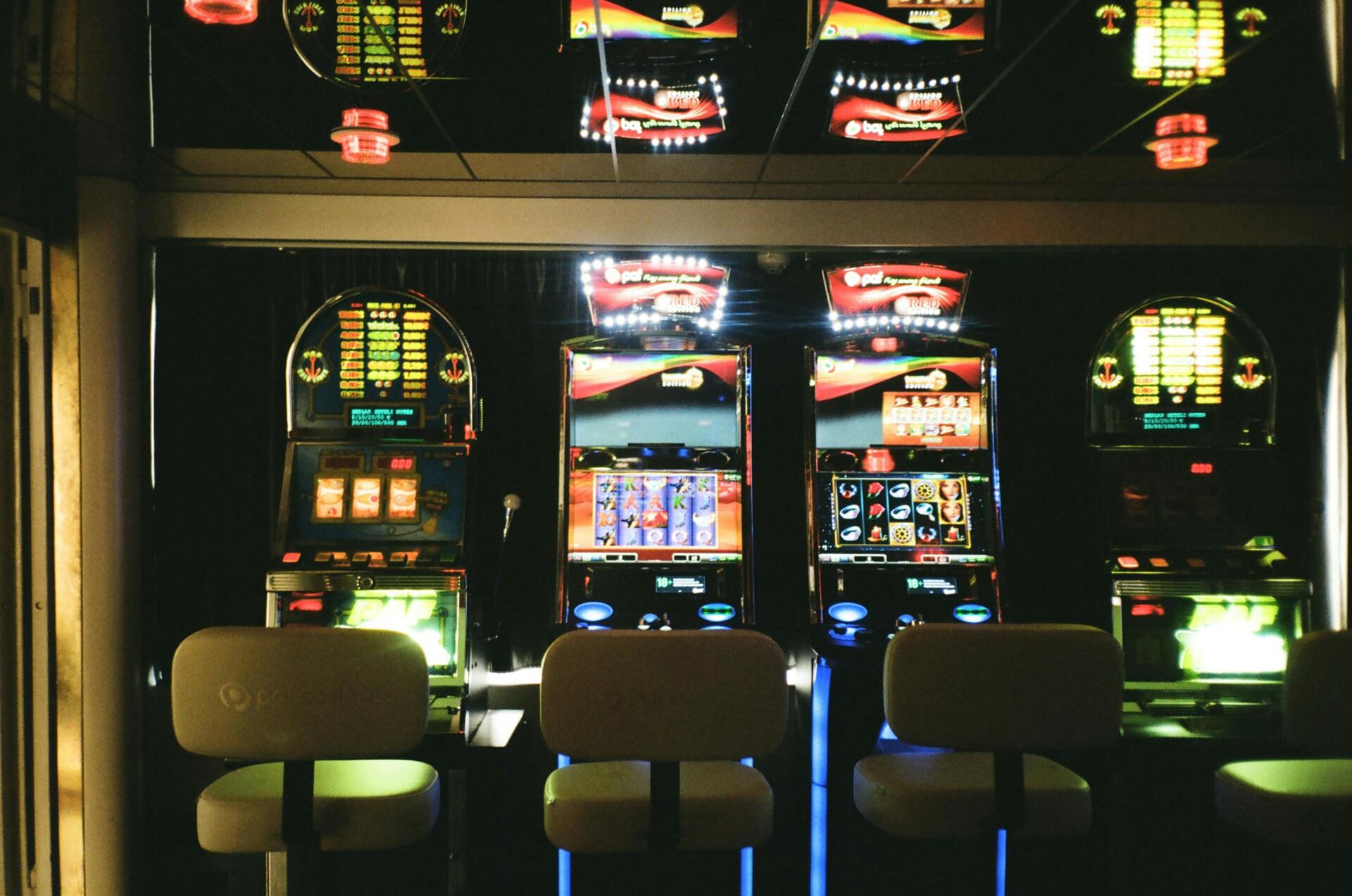 What Is Better: to Buy a Cheeseburger or to Bet on Jackpot Slots